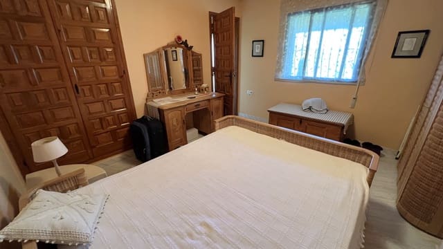 4 camera da letto Villa in vendita in Orba con piscina - 465.000 € (Rif: 8938267)