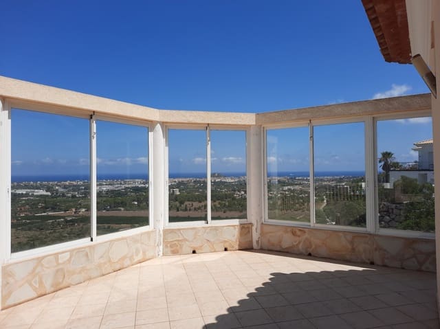 3 soverom Villa til salgs i La Sella med svømmebasseng garasje - € 890 000 (Ref: 8938273)