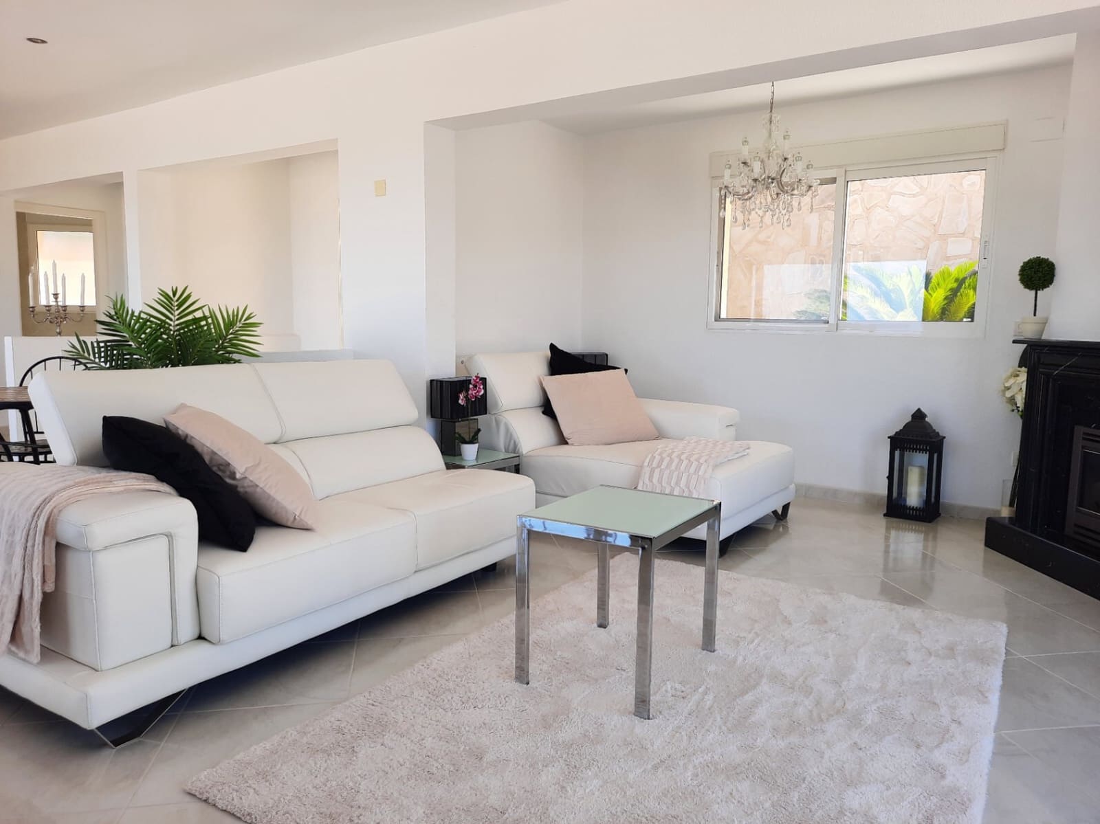 3 soveværelse Villa til salg i La Sella med swimmingpool garage - € 890.000 (Ref: 8938273)