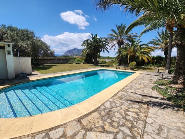 5 Zimmer Villa zu verkaufen in Els Poblets mit Pool - 915.000 € (Ref: 8998248)