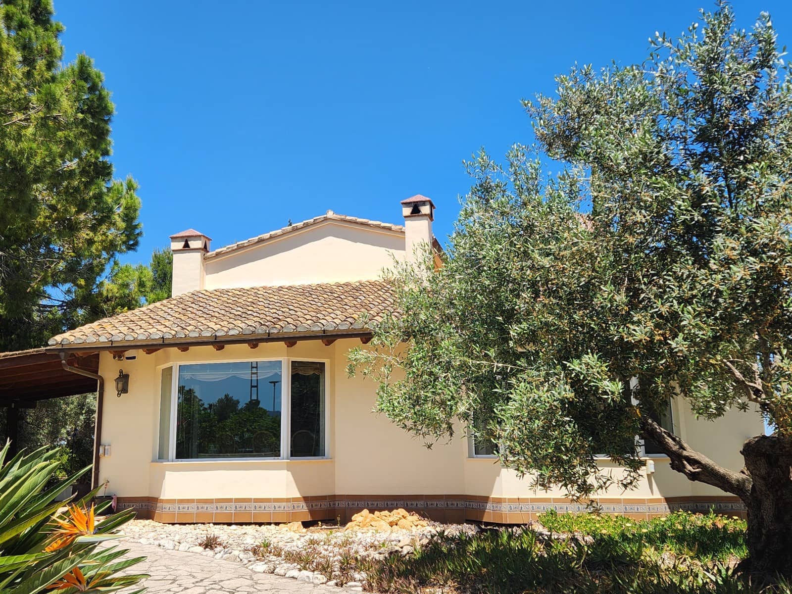 5 bedroom Villa for sale in Els Poblets with pool - € 915,000 (Ref: 8998248)