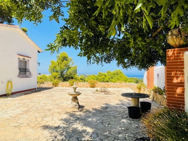 4 bedroom Villa for sale in Las Rotas / Les Rotes, Dénia with pool garage - € 990,000 (Ref: 8998251)
