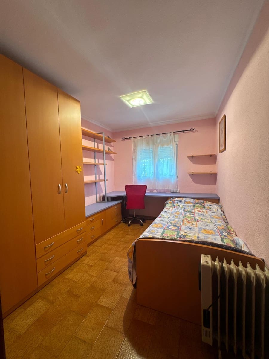 4 soveværelse Finca/Landehus til salg i Denia med swimmingpool garage - € 615.000 (Ref: 9064010)