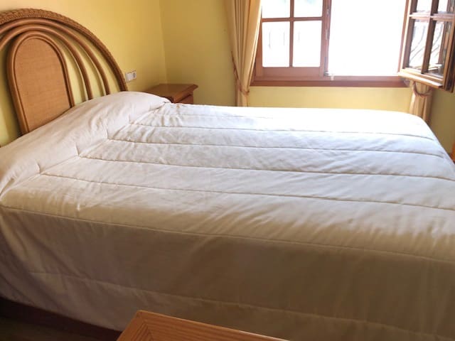 4 soveværelse Villa til salg i Denia med swimmingpool garage - € 580.000 (Ref: 9064012)