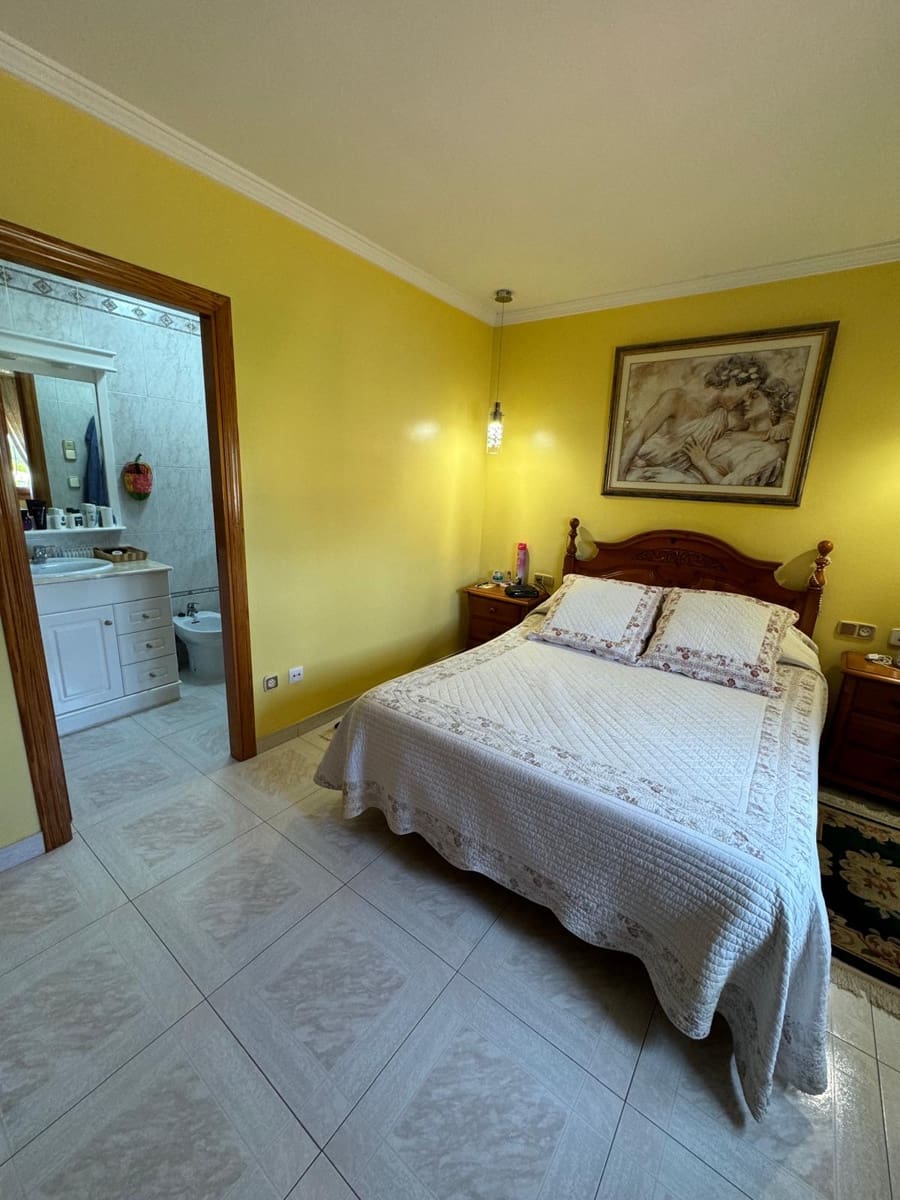 4 soveværelse Villa til salg i Denia med swimmingpool garage - € 580.000 (Ref: 9064012)