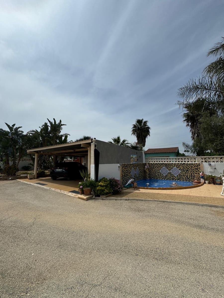 4 soveværelse Villa til salg i Denia med swimmingpool garage - € 580.000 (Ref: 9064012)