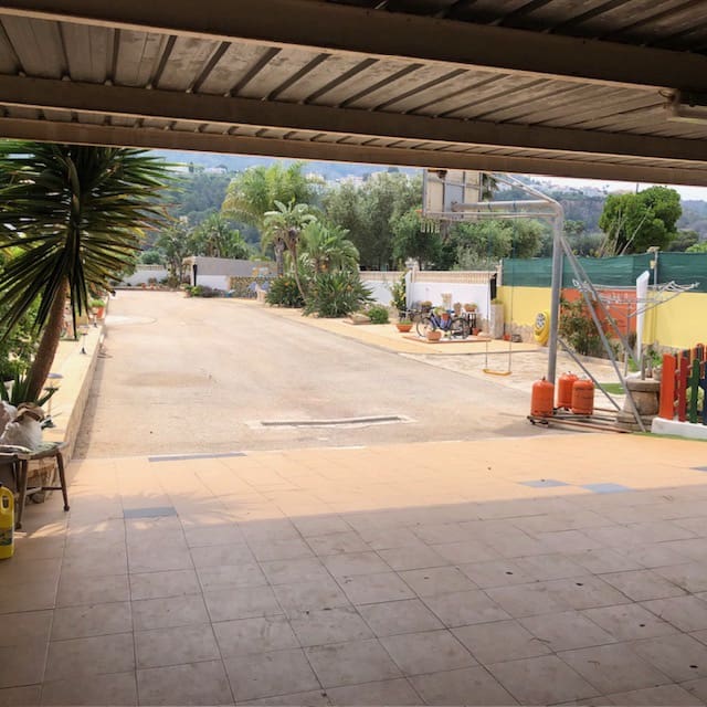4 soveværelse Villa til salg i Denia med swimmingpool garage - € 580.000 (Ref: 9064012)