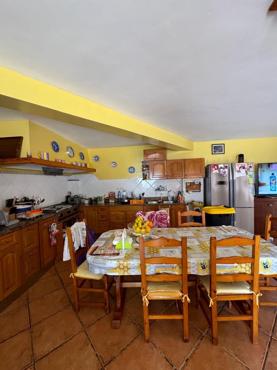 4 soveværelse Villa til salg i Denia med swimmingpool garage - € 580.000 (Ref: 9064012)