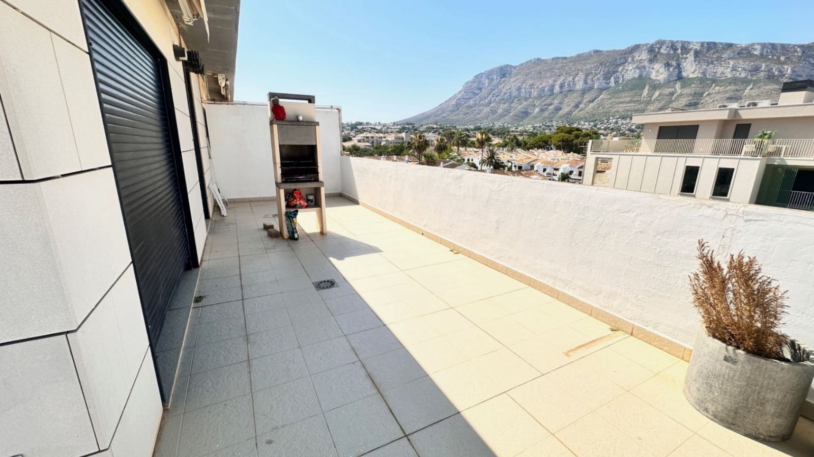 3 soveværelse Penthouse til leje i Denia med swimmingpool garage - € 1.400 (Ref: 9106140)