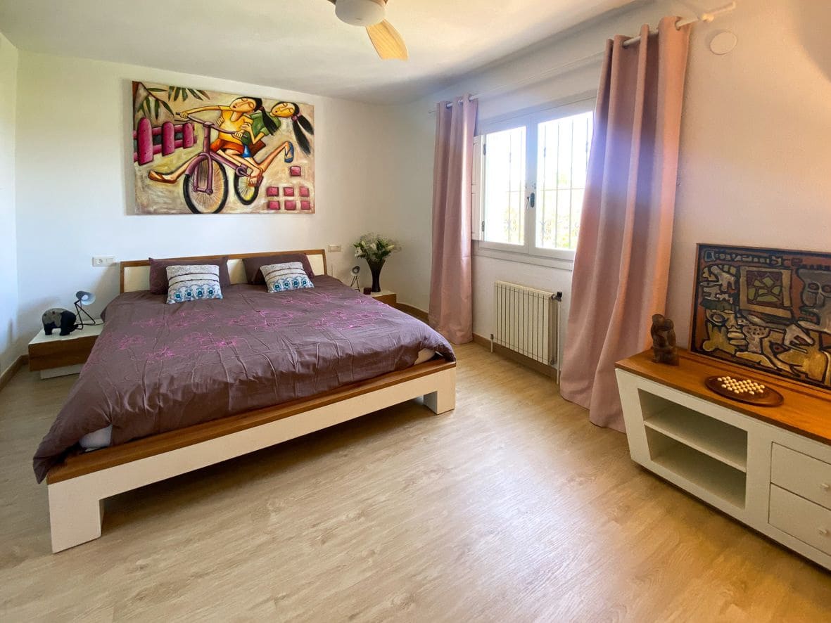 4 slaapkamer Villa te koop in Denia met zwembad garage - € 770.000 (Ref: 9123658)