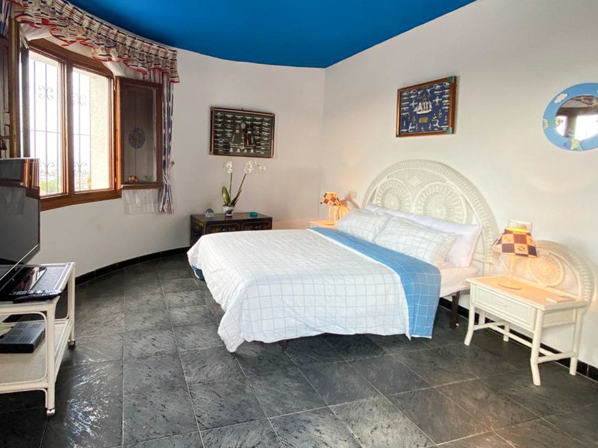 4 slaapkamer Villa te koop in Denia met zwembad garage - € 770.000 (Ref: 9123658)