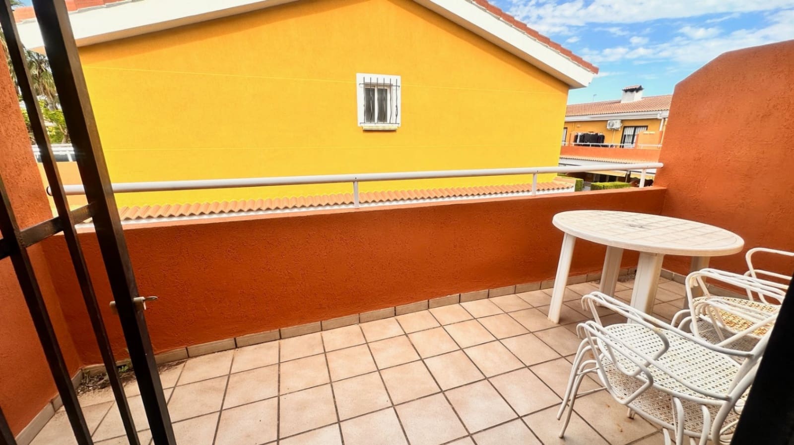 3 quarto Bungalow para venda em Els Poblets com piscina garagem - 250 000 € (Ref: 9123660)