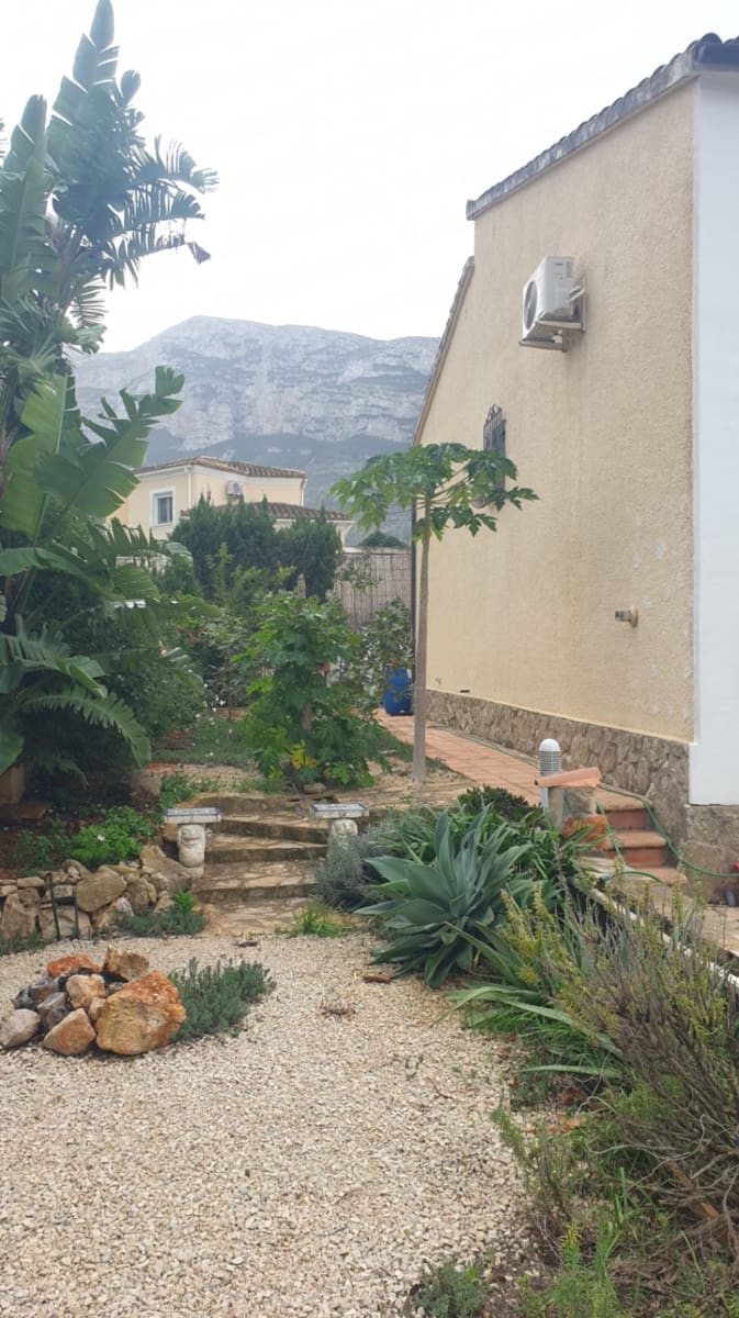 3 soverom Villa til salgs i Denia med svømmebasseng garasje - € 550 000 (Ref: 9133594)