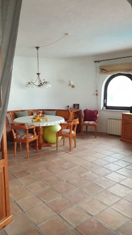 3 soverom Villa til salgs i El Montgó, Dénia med svømmebasseng garasje - € 550 000 (Ref: 9133594)