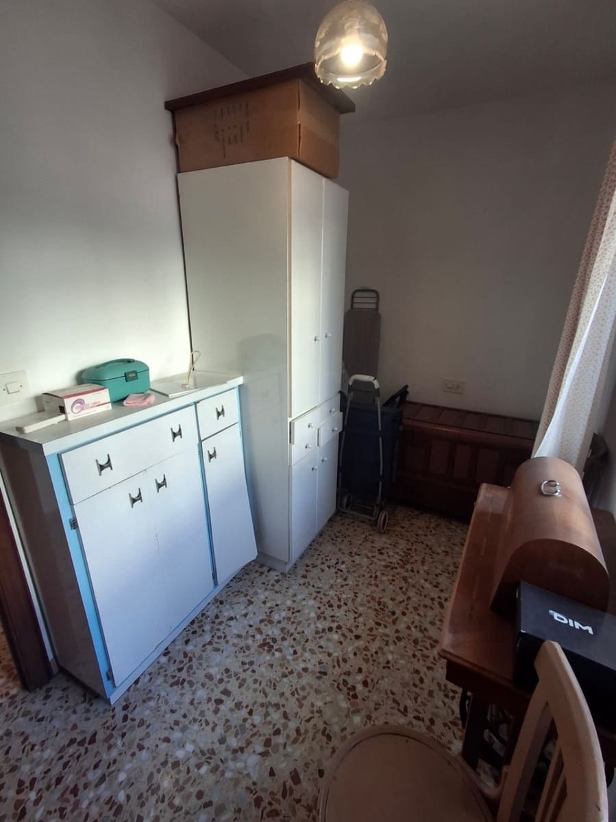 3 soveværelse Byhus til salg i Orba - € 160.000 (Ref: 9133595)