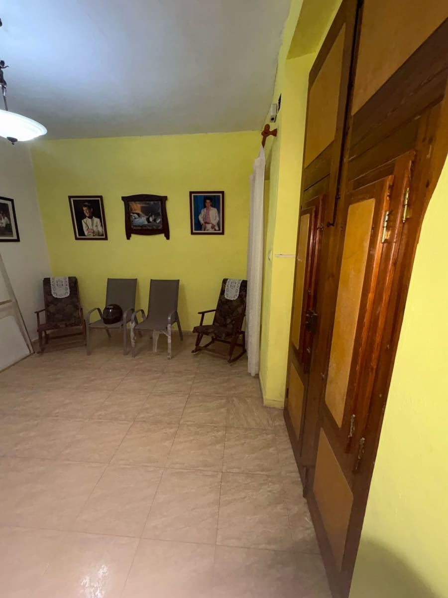 3 soveværelse Byhus til salg i Orba - € 160.000 (Ref: 9133595)