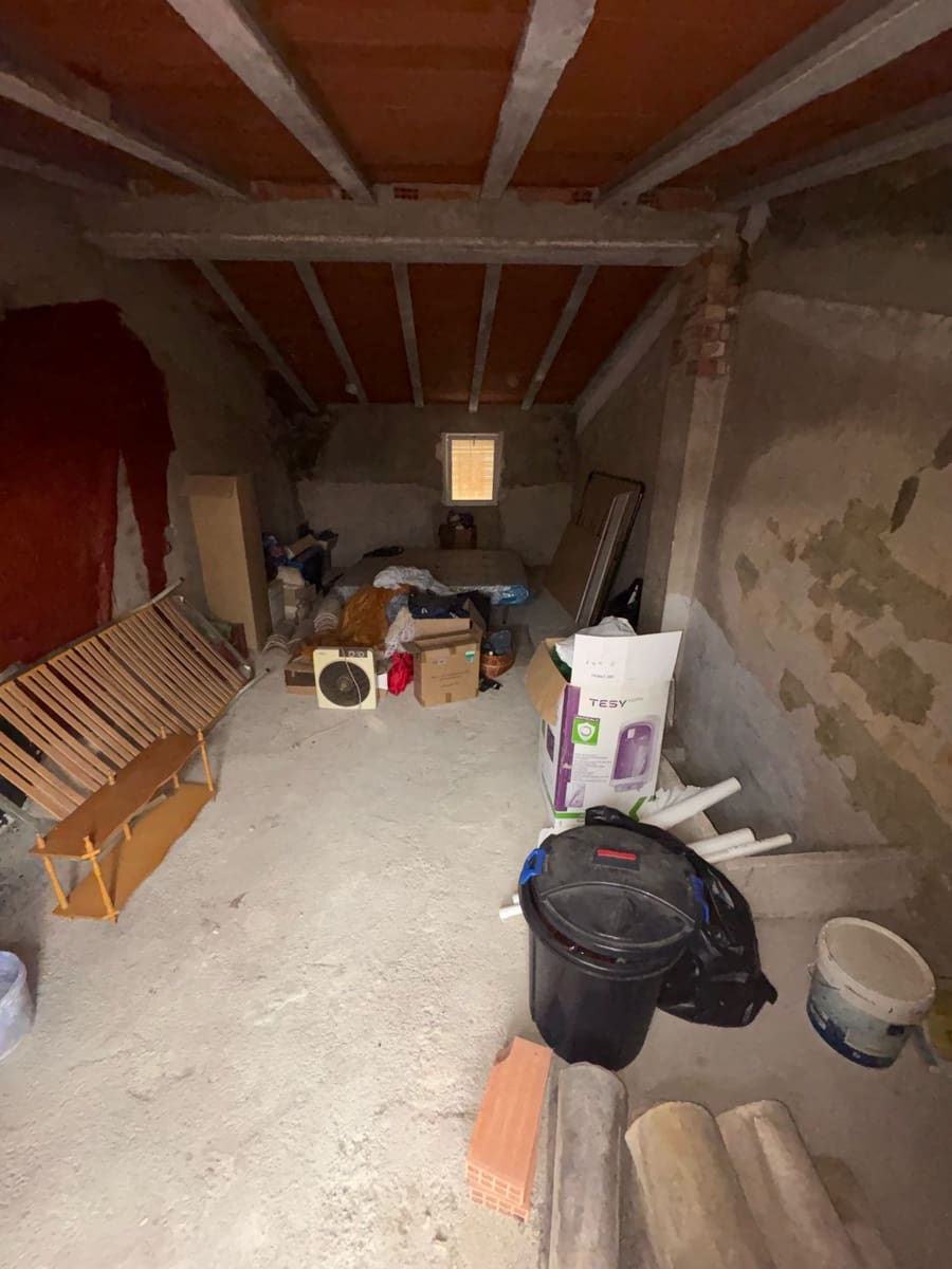 3 soveværelse Byhus til salg i Orba - € 160.000 (Ref: 9133595)