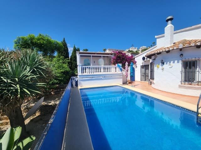 3 bedroom Villa for sale in Pego with pool - € 365,000 (Ref: 9133596)