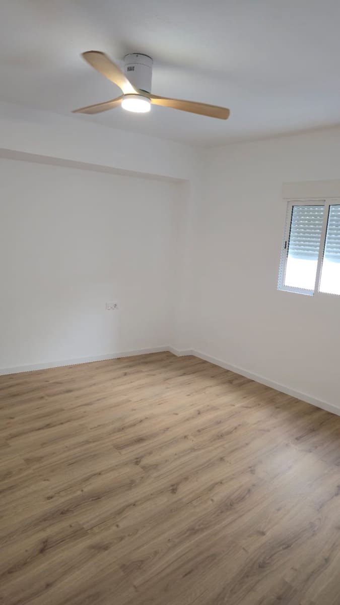 3 chambre Appartement à vendre à Oliva - 170 000 € (Ref: 9158373)