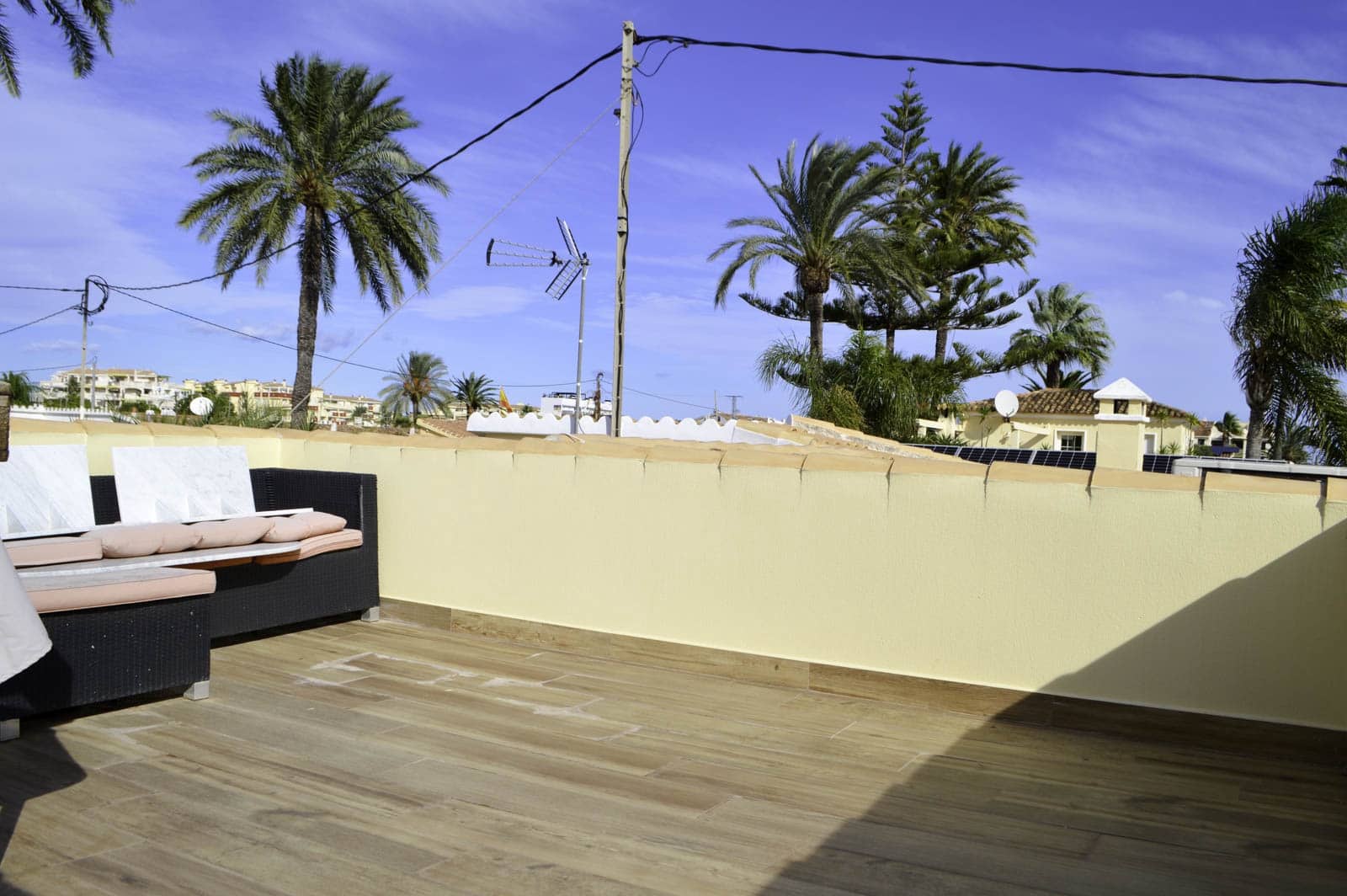 4 quarto Moradia para venda em Denia com piscina garagem - 749 000 € (Ref: 9211634)