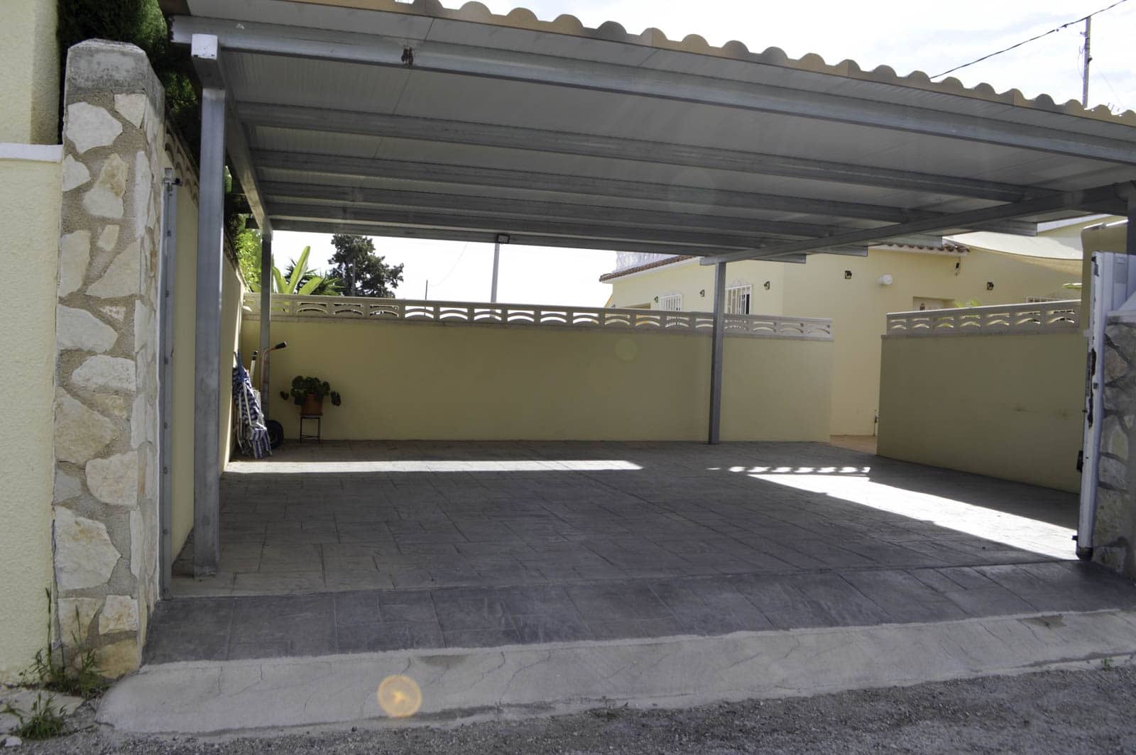 4 quarto Moradia para venda em Denia com piscina garagem - 749 000 € (Ref: 9211634)