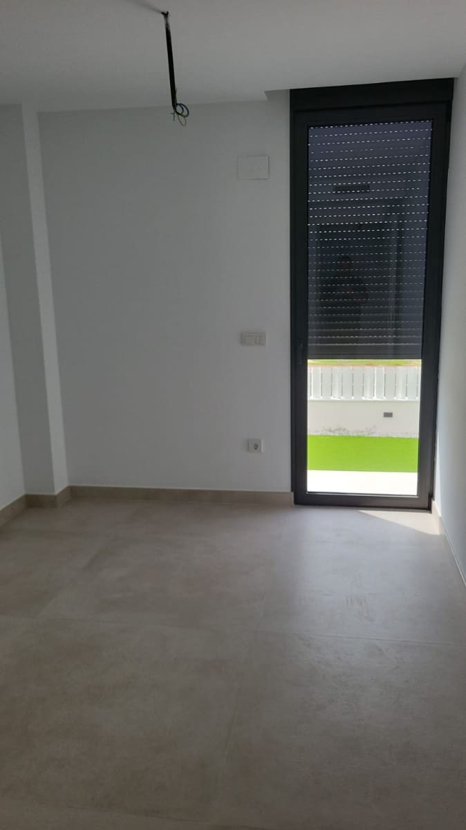 3 soveværelse Strandlejlighed til salg i Denia med swimmingpool garage - € 750.000 (Ref: 9211635)