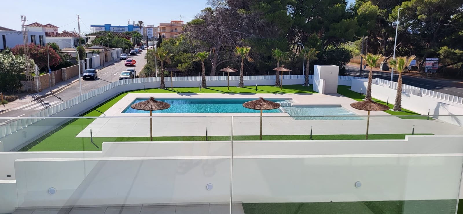 3 soveværelse Strandlejlighed til salg i Denia med swimmingpool garage - € 750.000 (Ref: 9211635)