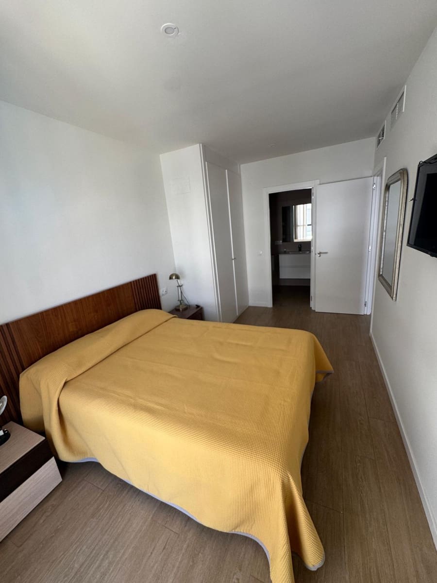 2 slaapkamer Appartement te koop in Denia met garage - € 328.000 (Ref: 9219613)