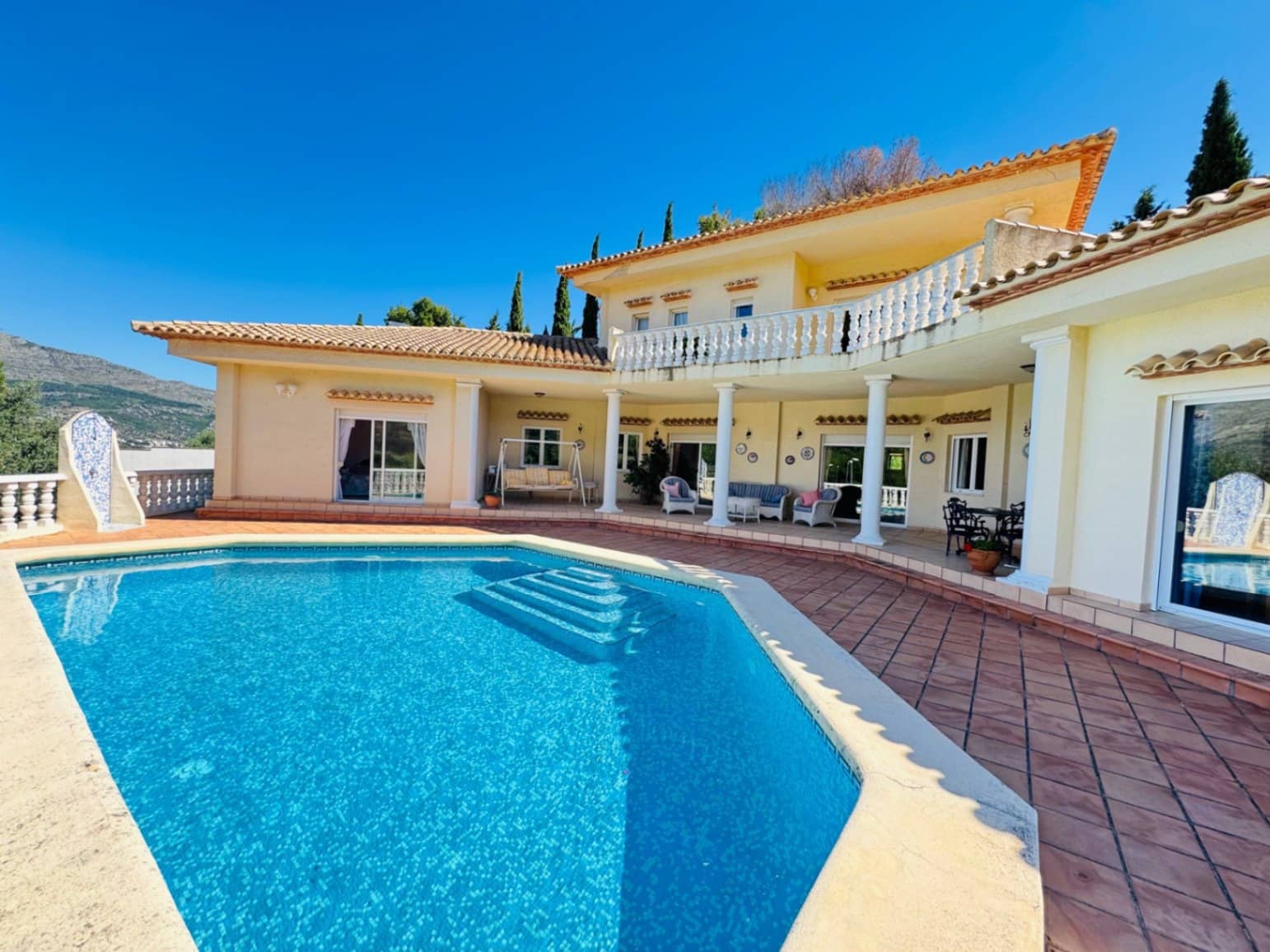 3 soverom Villa til salgs i Orba med garasje - € 650 000 (Ref: 9296206)