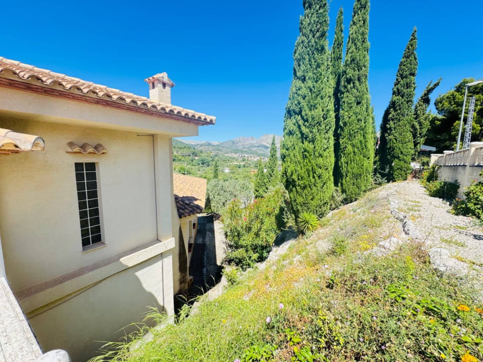 3 soverom Villa til salgs i Orba med garasje - € 650 000 (Ref: 9296206)