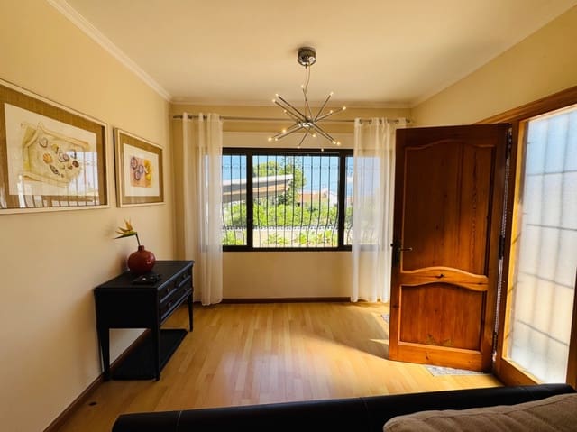 5 soverom Villa til salgs i El Montgó, Dénia med svømmebasseng garasje - € 580 000 (Ref: 9296208)