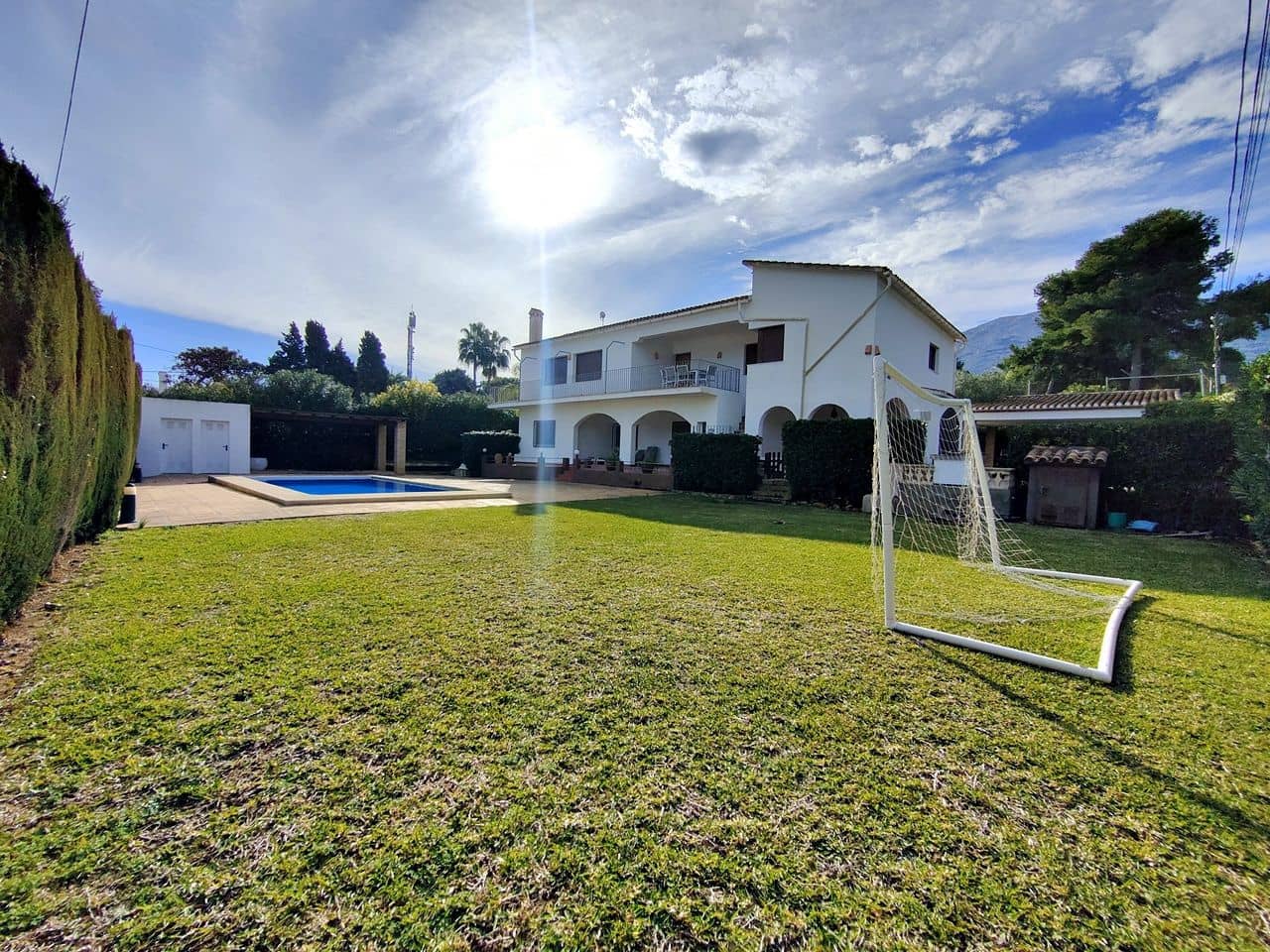 5 soveværelse Villa til salg i Denia med swimmingpool garage - € 890.000 (Ref: 9296211)