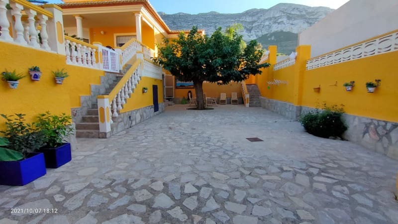 6 chambre Villa/Maison à vendre à Denia avec piscine garage - 680 000 € (Ref: 9296213)