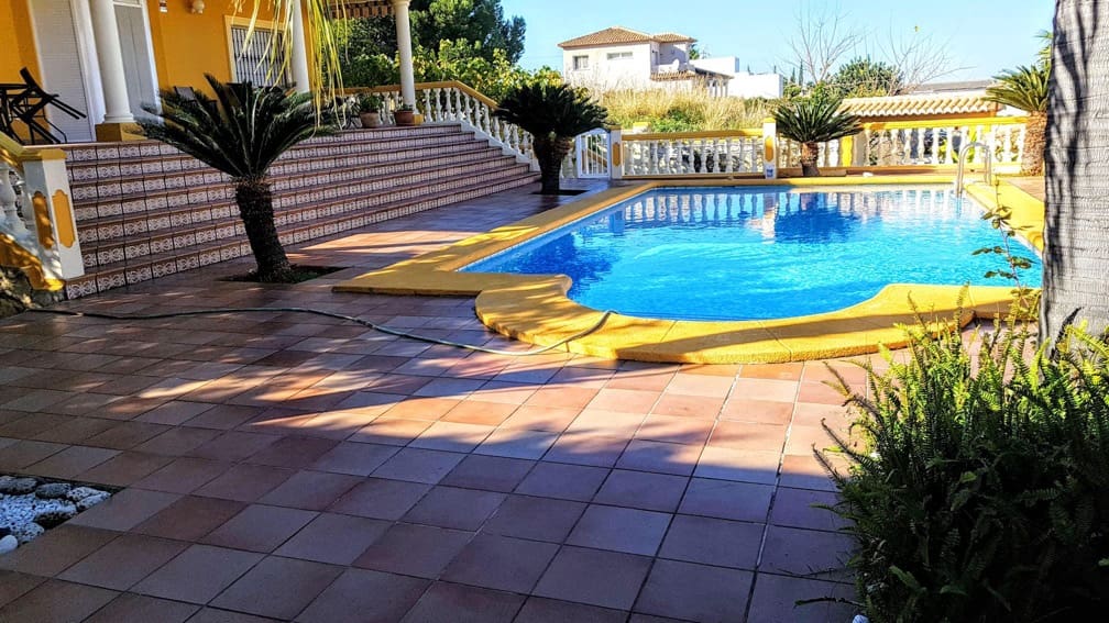 6 chambre Villa/Maison à vendre à Denia avec piscine garage - 680 000 € (Ref: 9296213)