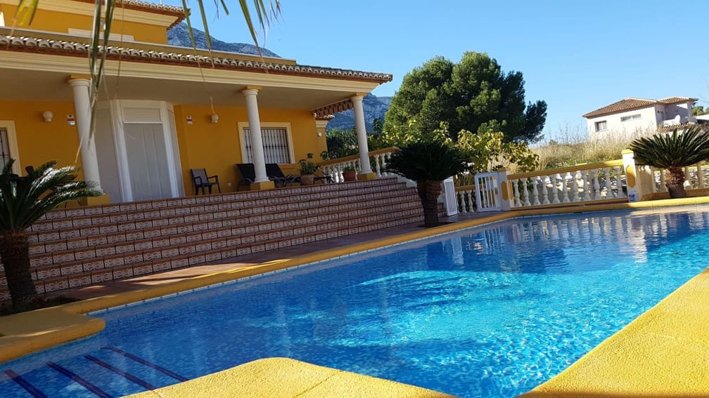 6 chambre Villa/Maison à vendre à Denia avec piscine garage - 680 000 € (Ref: 9296213)