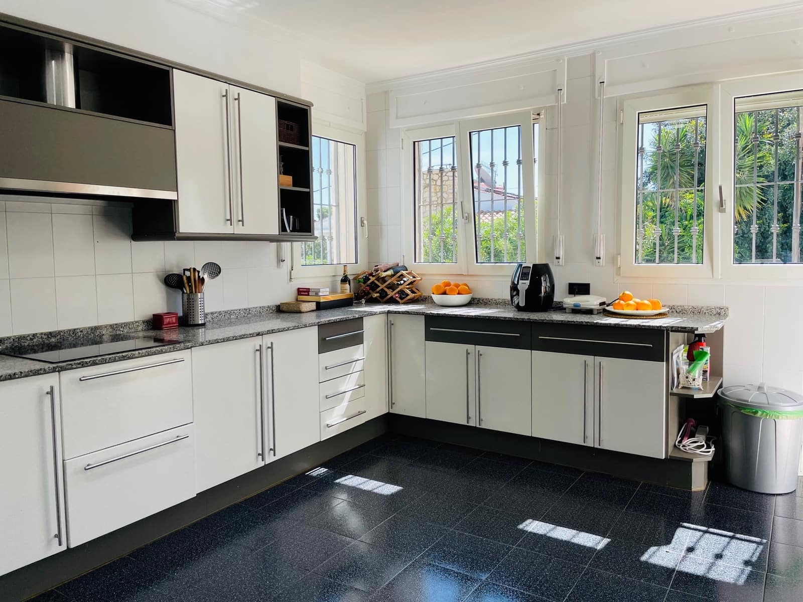 5 Zimmer Villa zu verkaufen in Denia mit Garage - 1.053.000 € (Ref: 9296225)