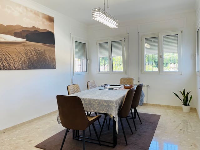 5 soverom Villa til salgs i El Montgó, Dénia med garasje - € 1 053 000 (Ref: 9296225)