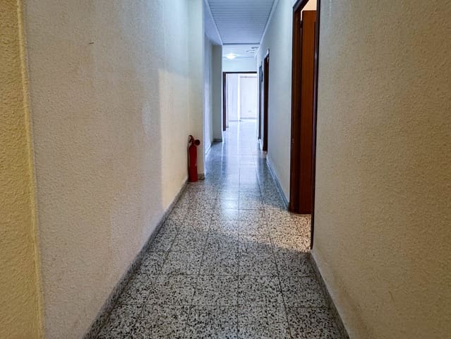 3 Zimmer Apartment zu verkaufen in Centro Urbano, Dénia mit Garage - 215.000 € (Ref: 9296228)