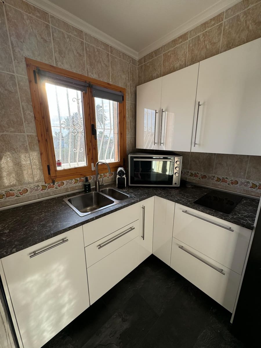 2 soveværelse Byhus til salg i Denia med swimmingpool garage - € 339.000 (Ref: 9306957)