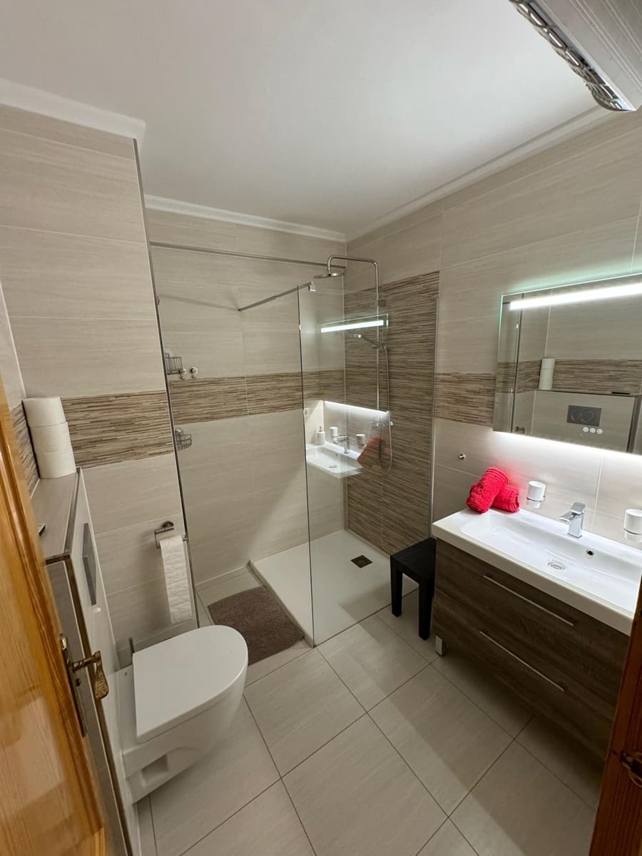 2 soveværelse Byhus til salg i Denia med swimmingpool garage - € 339.000 (Ref: 9306957)