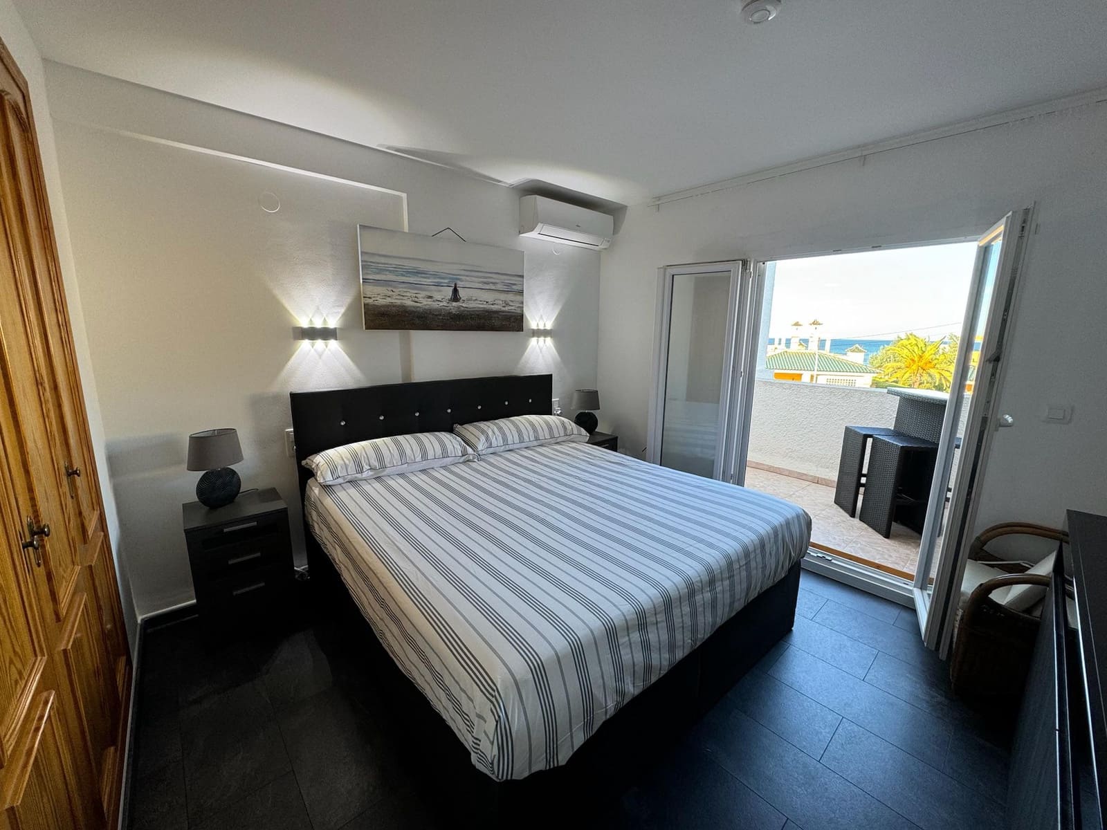 2 soveværelse Byhus til salg i Denia med swimmingpool garage - € 339.000 (Ref: 9306957)