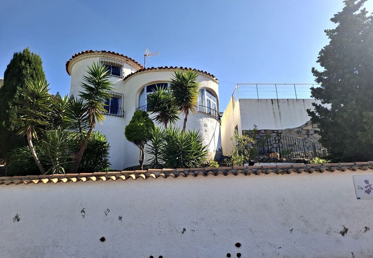3 Zimmer Villa zu verkaufen in Denia mit Pool Garage - 485.000 € (Ref: 9312112)