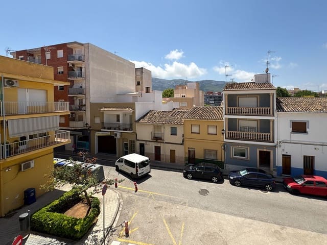 7 bedroom Townhouse for sale in Centro Urbano, Dénia with garage - € 716,000 (Ref: 9312113)