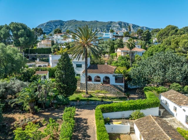 4 Zimmer Villa zu verkaufen in El Montgó, Dénia mit Pool Garage - 1.295.000 € (Ref: 9312123)