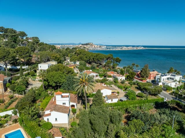 4 Zimmer Villa zu verkaufen in El Montgó, Dénia mit Pool Garage - 1.295.000 € (Ref: 9312123)