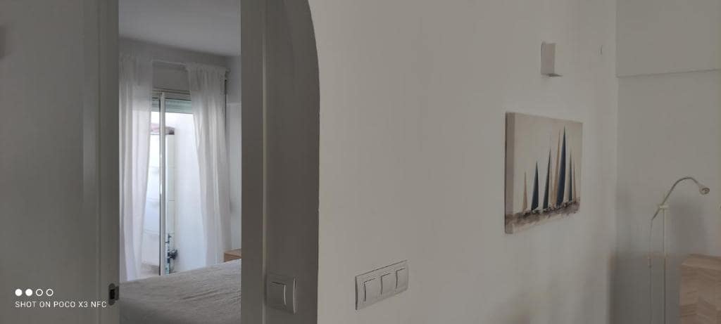 2 soverom Strandleiligheter til salgs i Denia med svømmebasseng garasje - € 285 000 (Ref: 9312127)