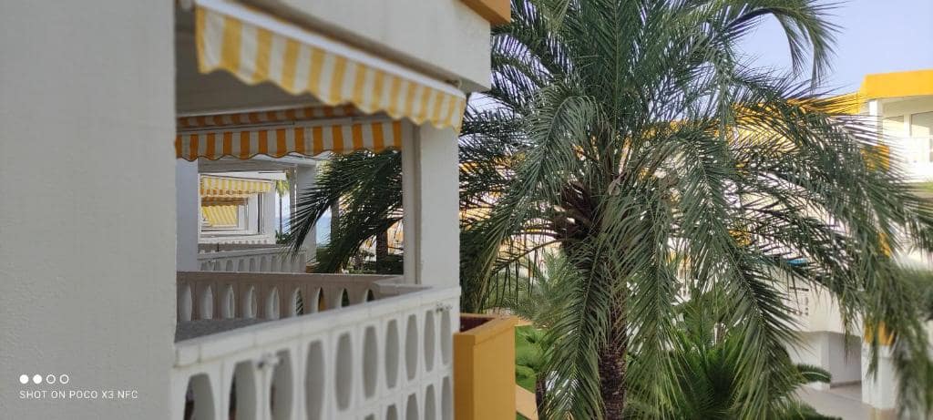 2 soverom Strandleiligheter til salgs i Denia med svømmebasseng garasje - € 285 000 (Ref: 9312127)