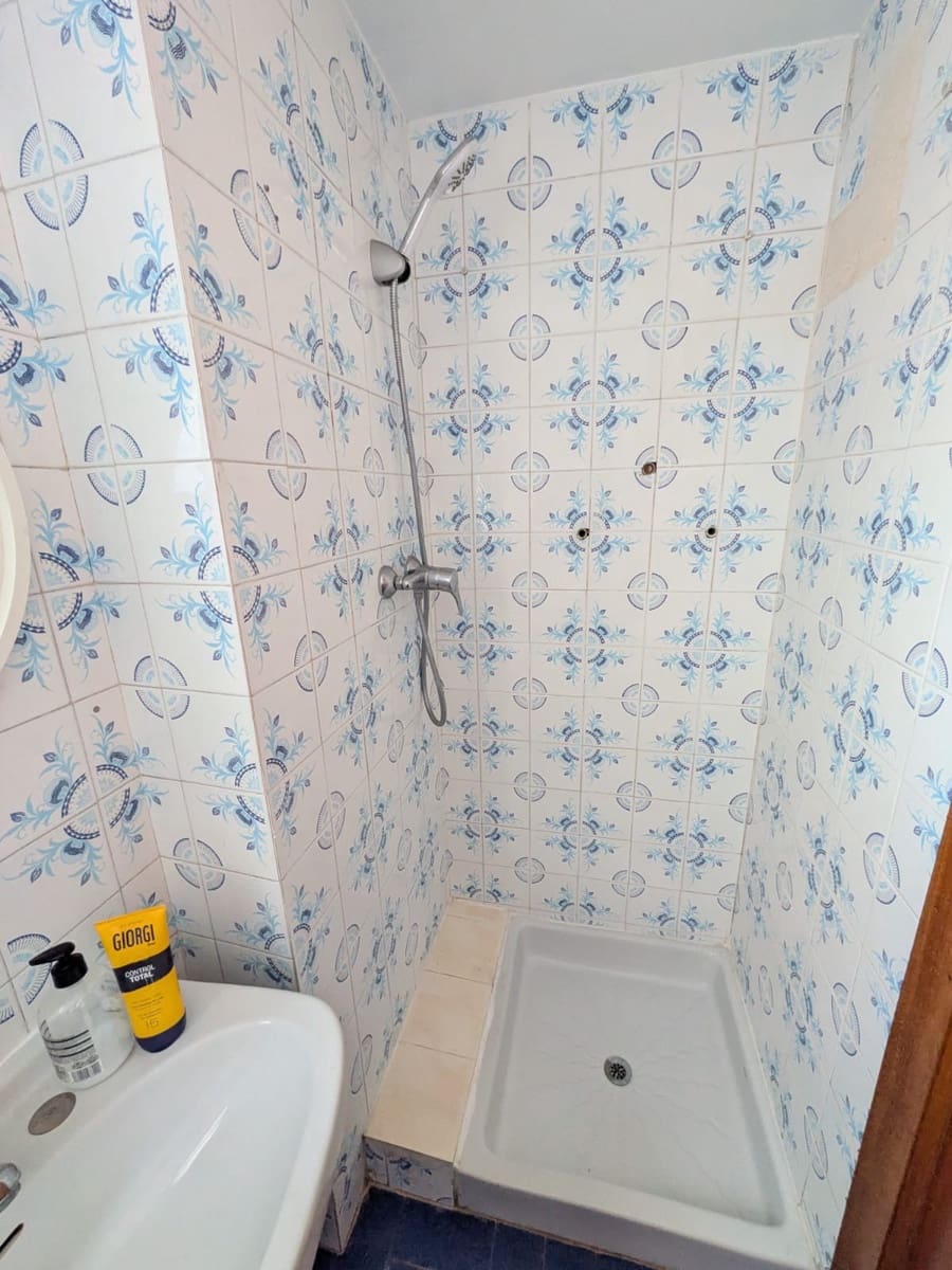 4 bedroom Flat for sale in Pedreguer - € 147,000 (Ref: 9386971)