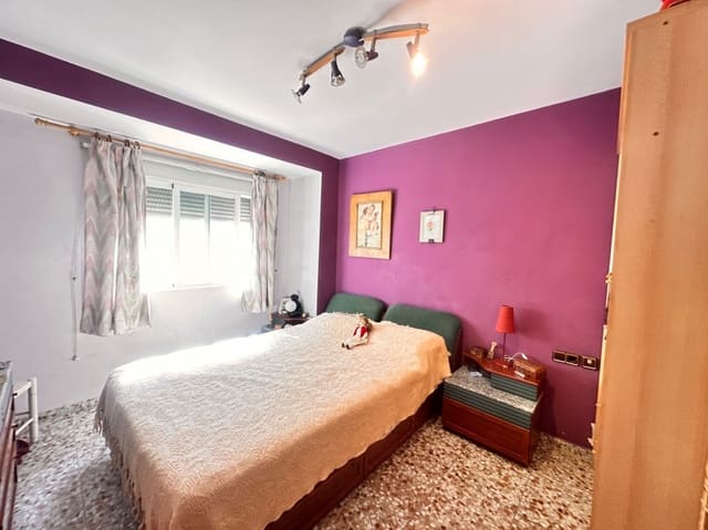 3 soveværelse Lejlighed til salg i Centro Urbano, Dénia - € 190.000 (Ref: 9386972)