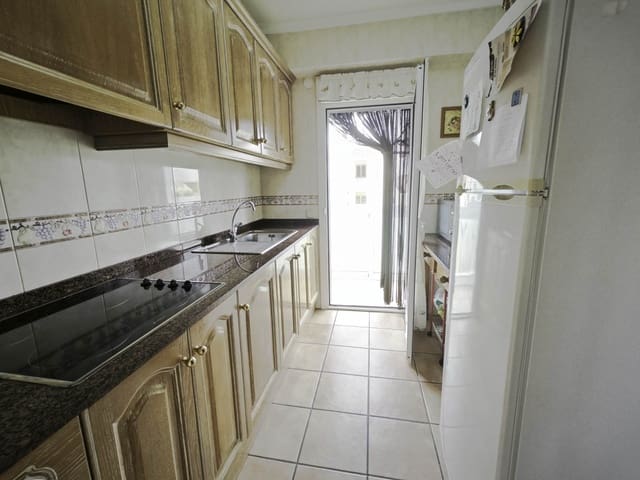 2 soverom Strandleiligheter til salgs i Dénia med garasje - € 185 000 (Ref: 9386978)